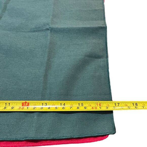 Vtg Brass Christmas Tree Cut Out Napkin Rings Holder Cloth Napkins Red Green LOT - Picture 9 of 11